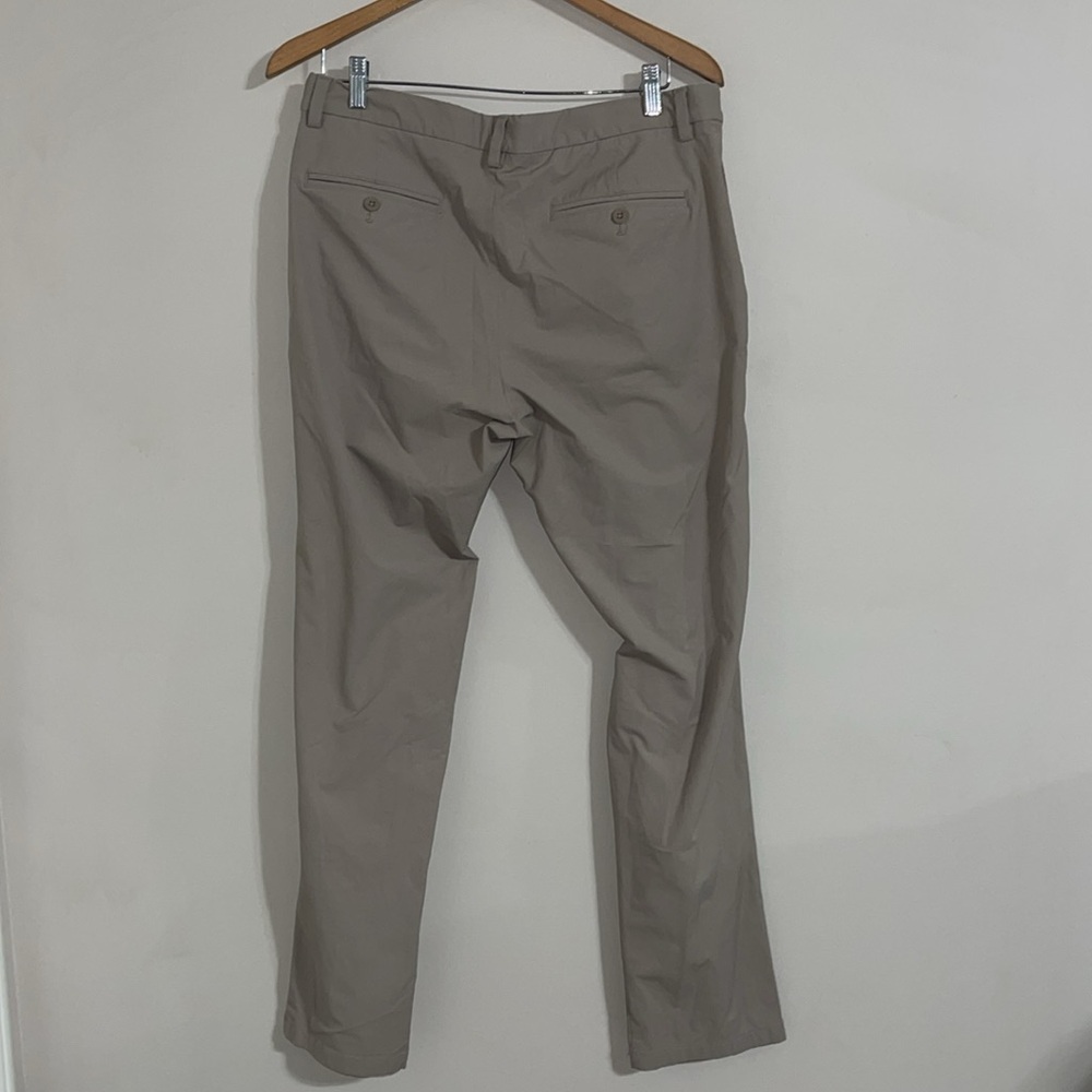 Vineyard Vines on the go pants 34x32 - Picture 8 of 9